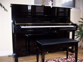 Yamaha Upright Piano